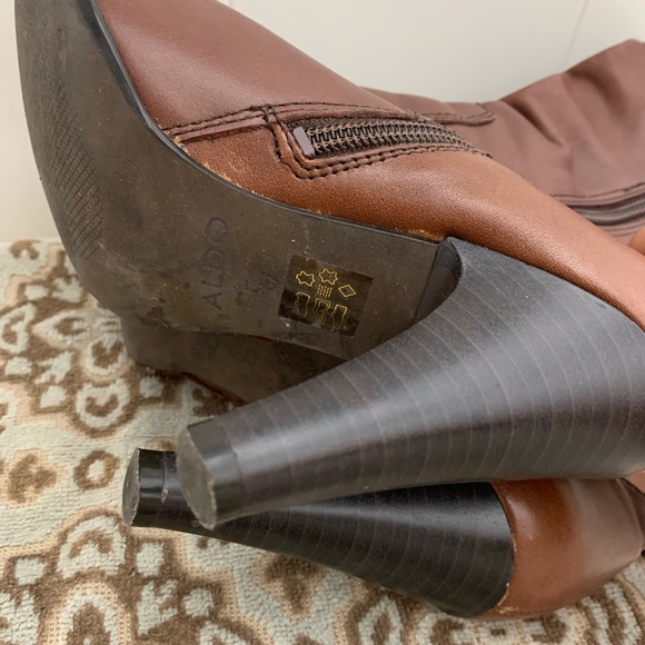 Knee high boots - Picture 5 of 7